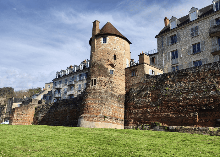 Jeu de piste urbain gratuit - Angers - Saumur - Le Mans - Montjean sur loire